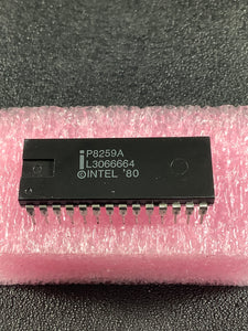 P8259A - INTEL - INTERRUPT CONTROLLER