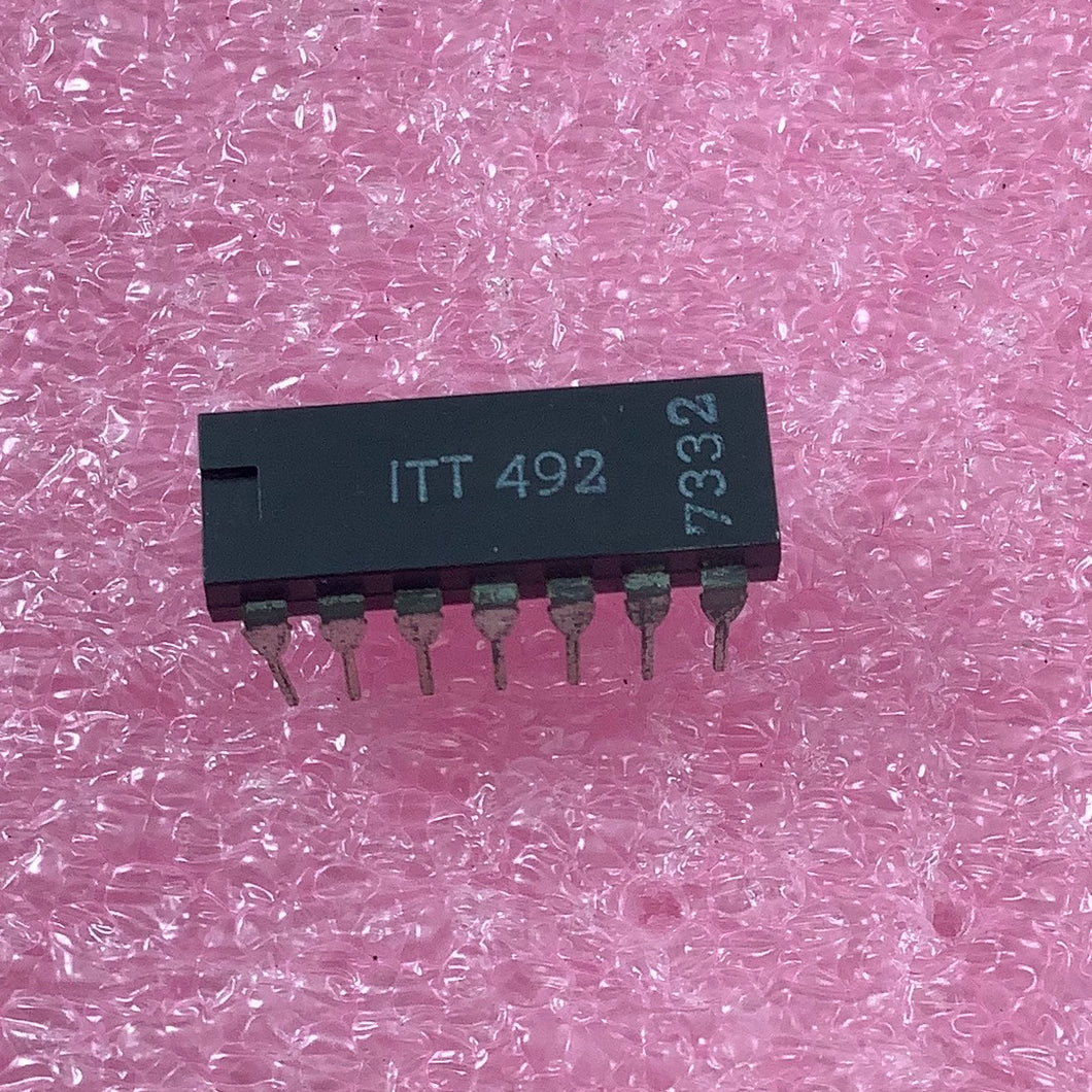 ITT492 - ITT - MOS to LED Segment and Digit Drivers