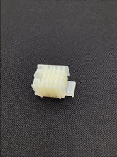 Load image into Gallery viewer, 06-02-3141 - MOLEX - 14 POS HOUSING
