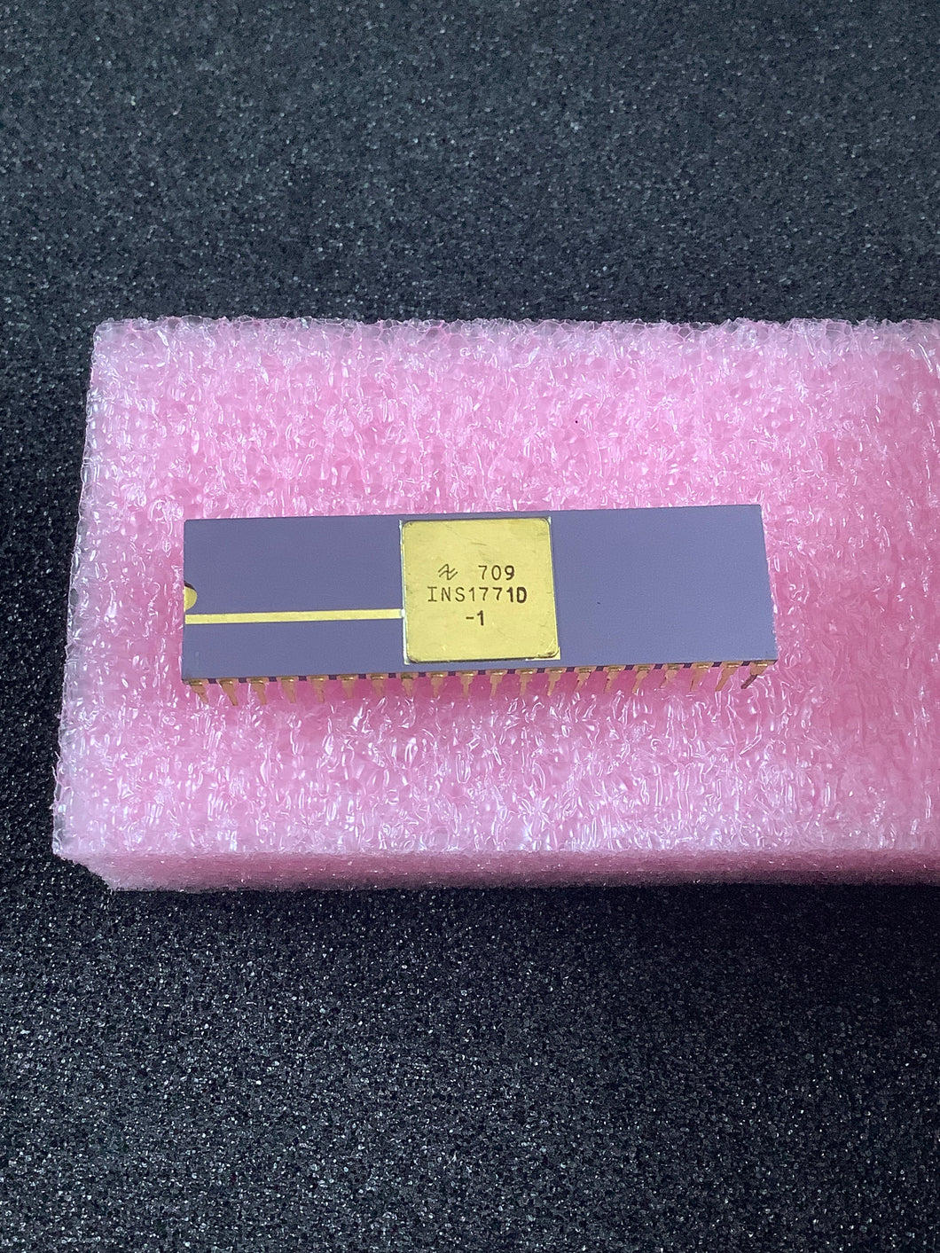 INS1771D-1 - NSC - Floppy disk formatter/controller