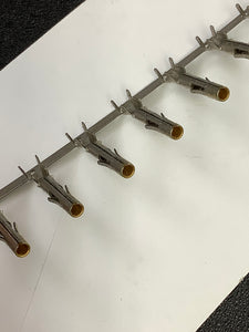 350536-6 -50 - AMP - CONN SOCKET 14-20AWG CRIMP GOLD, Chain Form, 50 contacts per package. Quantity Shown Available = 50 Packs.
