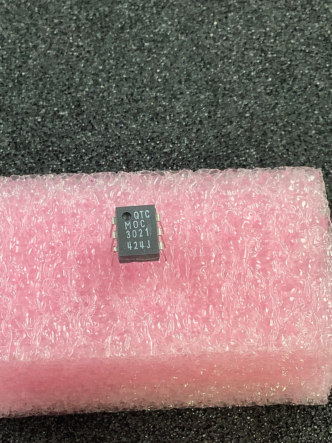 MOC3021 - QTC/94 - Optoisolator Triac Output 5300Vrms 1 Channel 6-DIP
