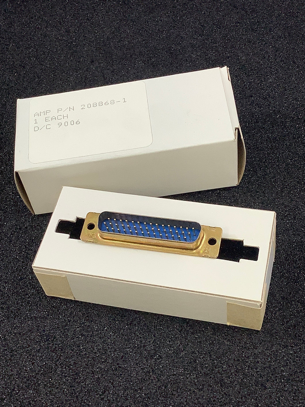 208868-1 - AMP - 44 Position D-Sub, High Density Plug, Male Pins Connector