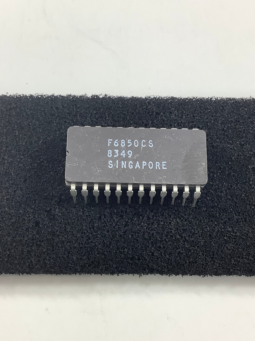 F6850CS - FAIRCHILD - Asynchronous Communications Interface