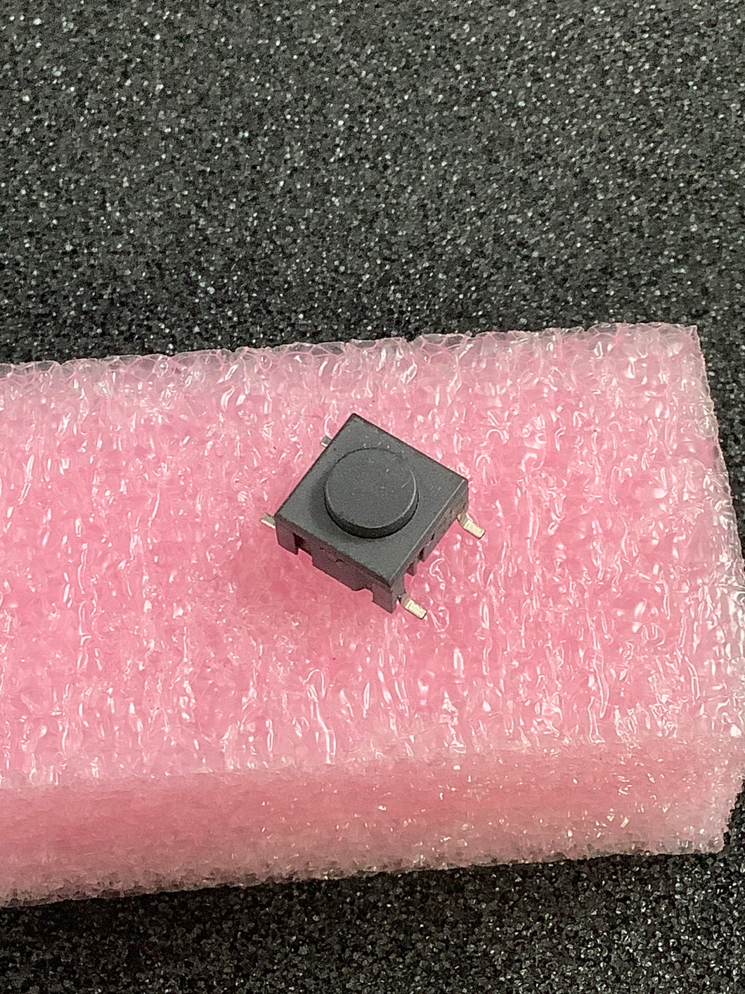 3CSH9 - MEC - Switch Tactile N.O. SPST Round Button 0.05A 24VDC