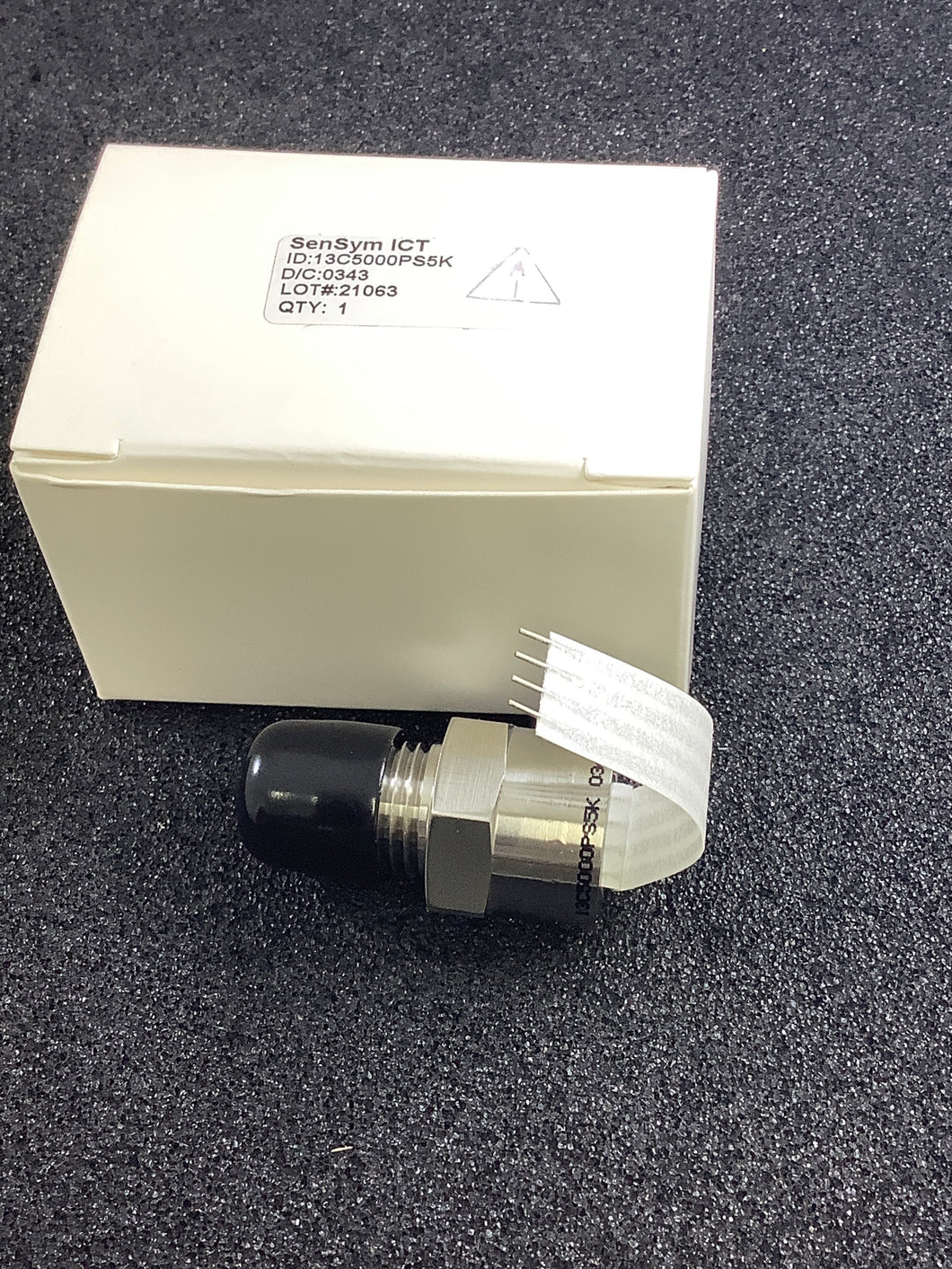 13C5000PS5K - SENSYM - Pressure Sensor 0psi to 5000psi Sealed Gage 4-Pin