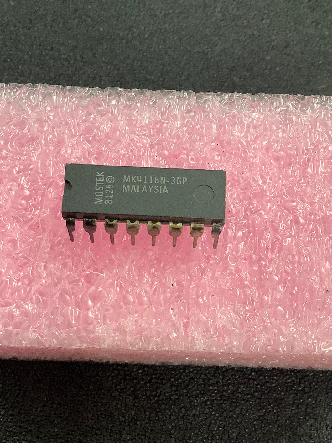 MK4116N-3GP - MOSTEK - MOSTEK, IC,DRAM,PAGE MODE,16KX1,MOS,DIP,16PIN,PLASTIC