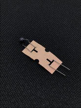 Load image into Gallery viewer, YPCL0150N - GE - 150 OHM@ 25D C  PTC RESETTABLE FUSE
