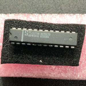 PLS173N - SIGNETICS - IC,SIMPLE-PLD,PLA-TYPE,TTL,DIP,24PIN,PLASTIC