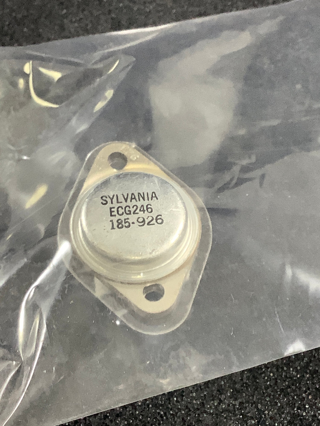 ECG246 - ECG - T-PNP, DARL 80 V, HFE4000