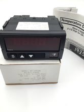 Load image into Gallery viewer, H235-1-0920-0-1-0-F - SIMPSON - TEMPATURE CONTROLLER Type-K T/C

