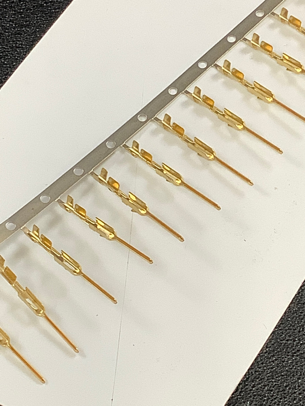 102095-2 -C - AMP - Pin Contact Gold 22-26 AWG Crimp, Chain Form, 100 contacts per package. Quantity Shown Available = 100 Packs.