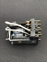 Load image into Gallery viewer, 389AX14-120VAC - MAGNICRAFT - 3PDT 120VAC 15A@250V RELAY
