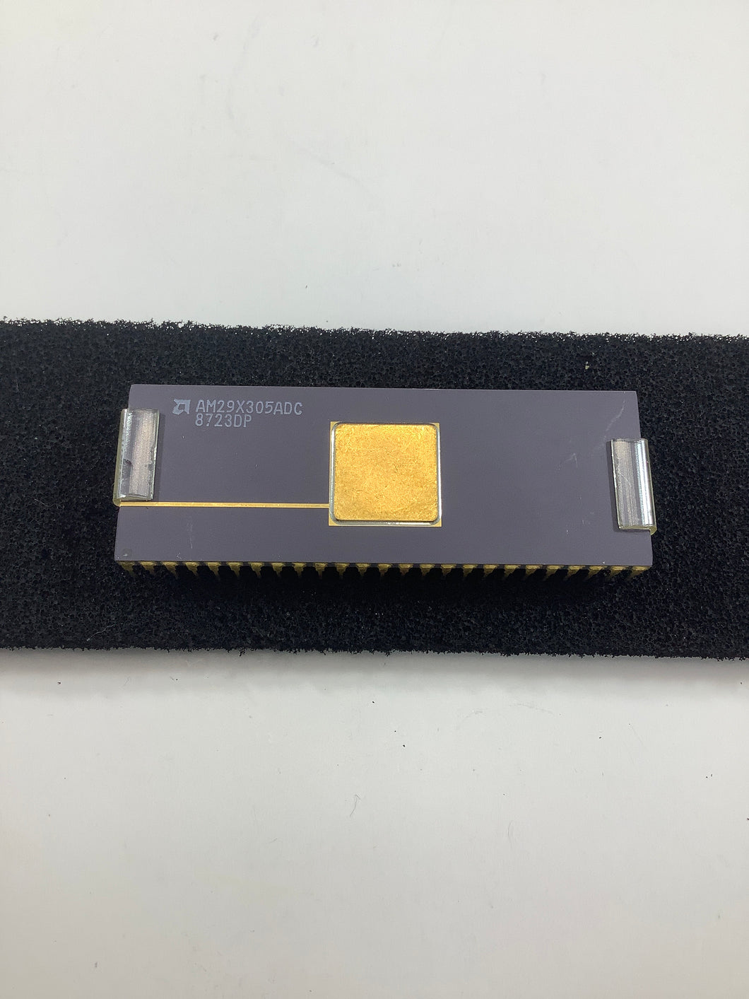 AM29X305ADC - AMD/87 - MICROPROCESSOR,8-BIT,LS-TTL,DIP,50PIN,CERAMIC