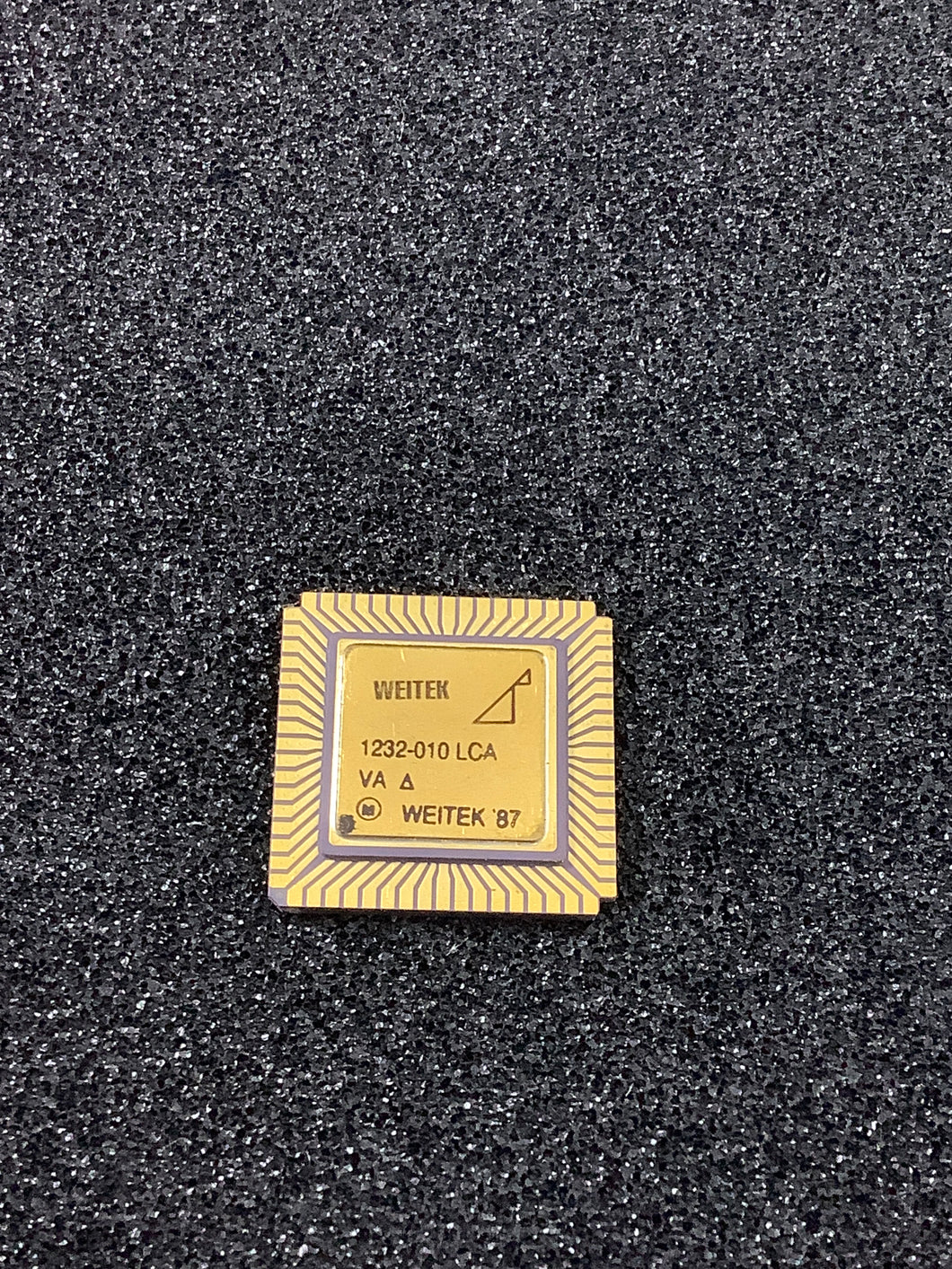 WTL1232-010 LCA - WEITEK - 32-BIT FLOATING POINT MULTIPLIER AND ALU