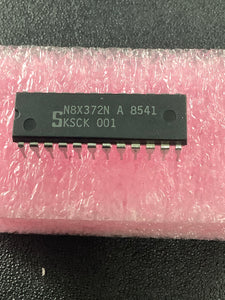 N8X372N - SIGNETICS - ADDRESSABLE/BIDIRECTIONAL I/O PORTS