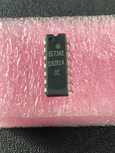 S8281A - SIGNETICS  - 4-BIT binary counter