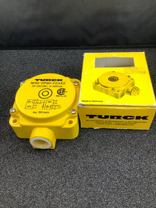 Ni50-CP80-FZ3X2 - TURCK - Turck 80mm rectangular sensor, NonEmbeddable,