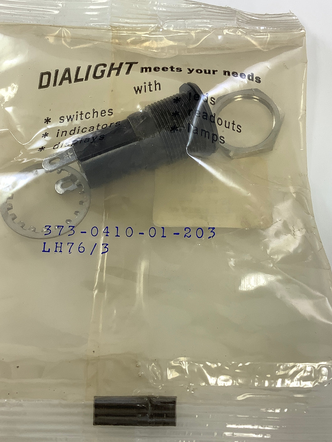 373-0410-01-203 - DIALIGHT - T-3 1/4 Miniature Bayonet, Indicator Base, Watertight