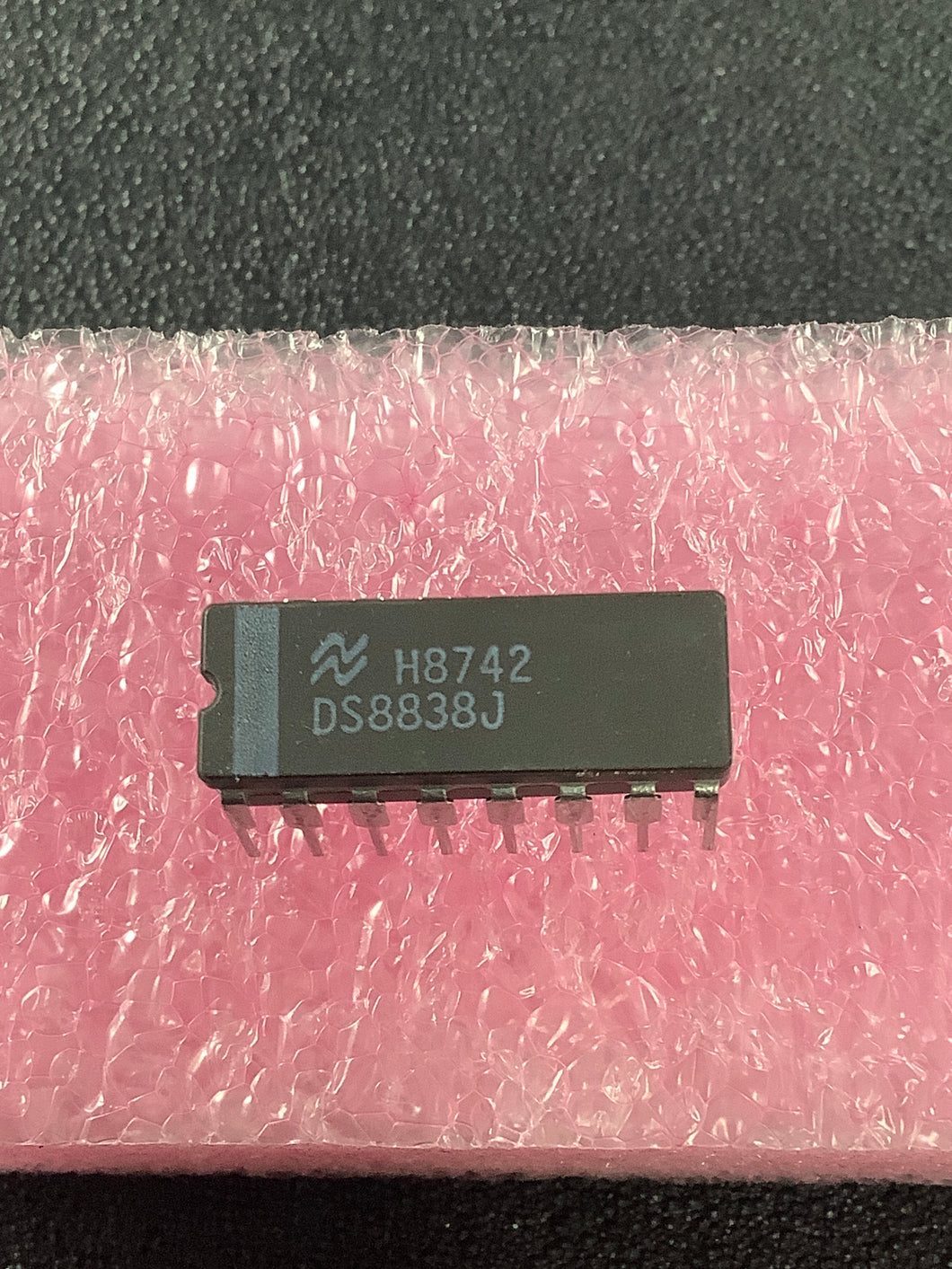 DS8838J - NSC - Hex Unified Bus Receiver