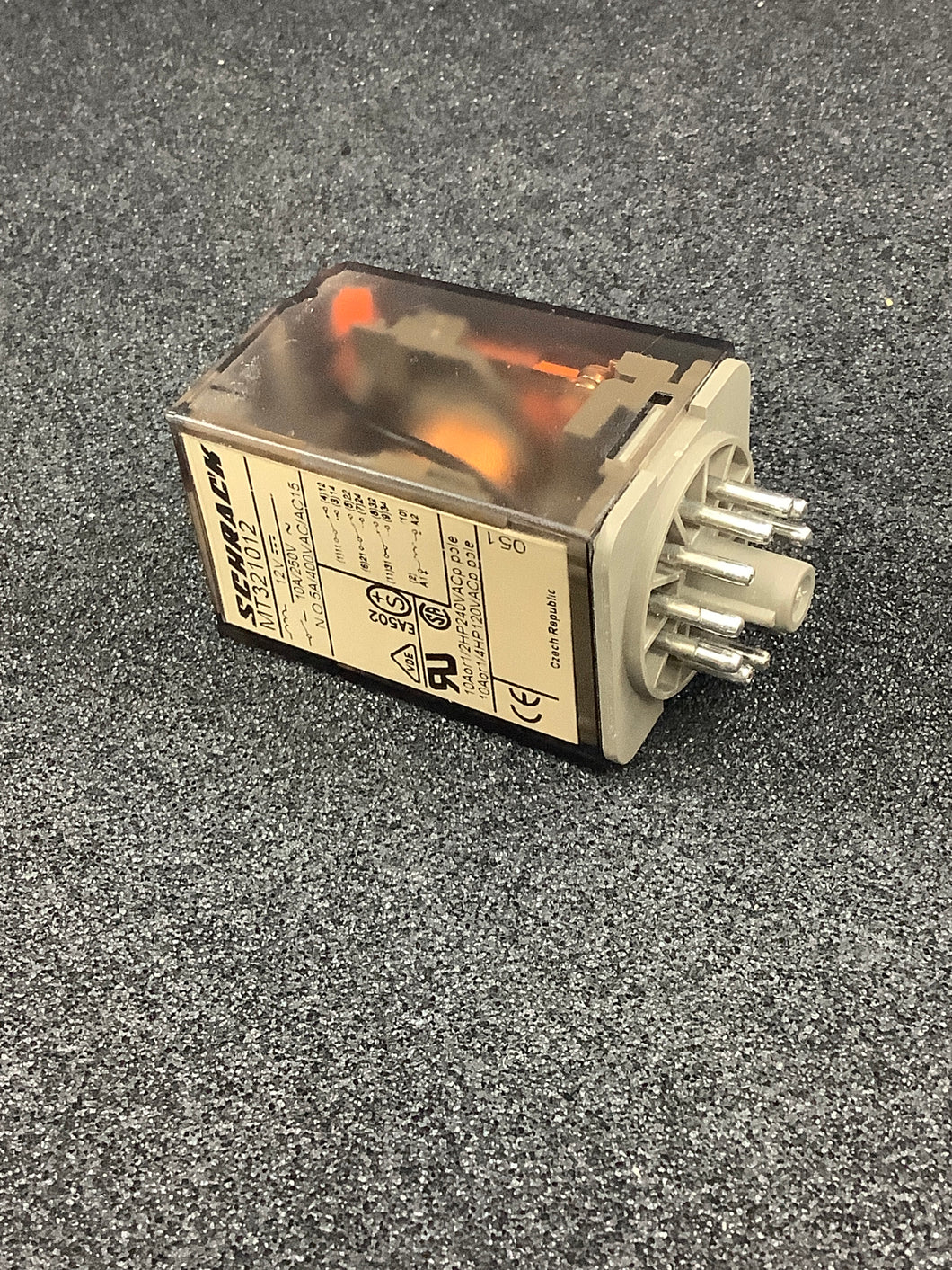 MT321012 - SCHRACK - 3PDT 10 AMP 12VDC RELAY