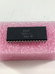 R6504P - ROCKWELL - Microprocessor, 8-Bit, 2MHz, NMOS, PDIP28