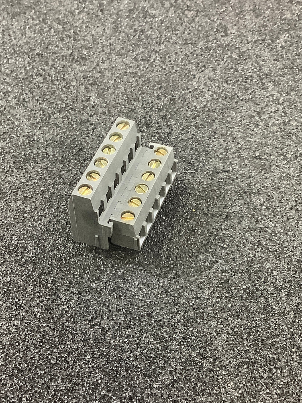 140-B-151/12 - WECO - 12 POS TWO TIER TERMINAL BLOCK, 5MM Pitch
