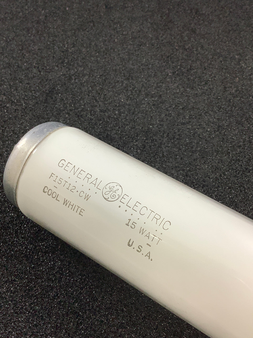 F15T12/CW - GENERAL ELECTRIC - 5W Fluorescent LAMP - T12 - G13 Base - Cool White