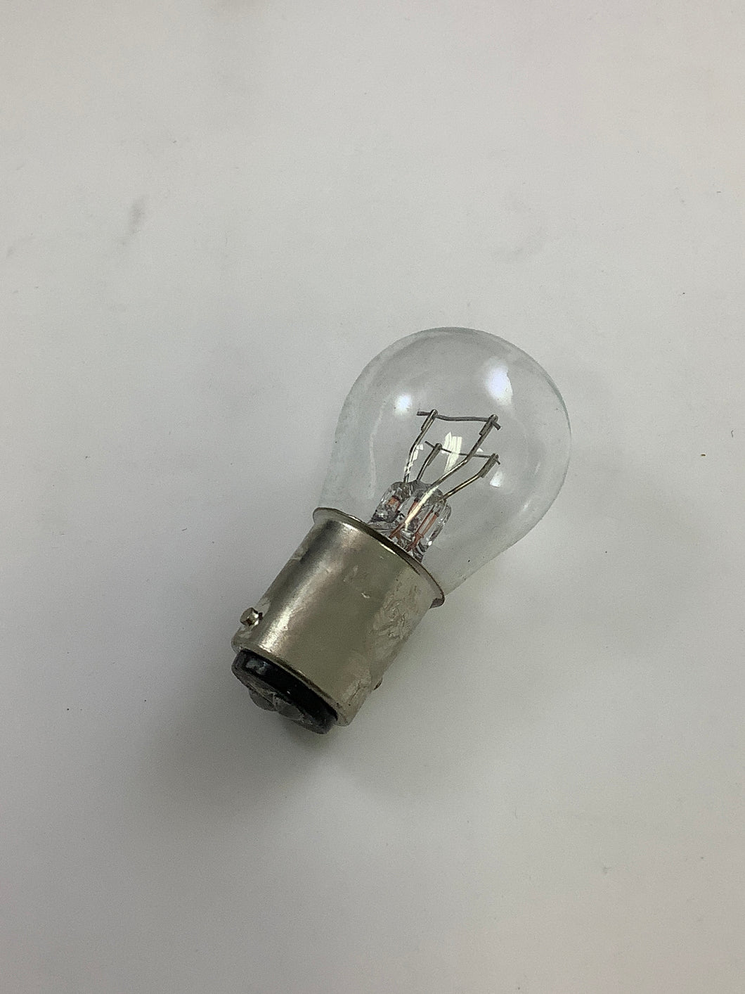 1662 - MICRO LAMPS - Lamp, 28V .93/.34A/S-8 DC Index Base