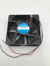 Load image into Gallery viewer, D47-B15A-05W2-100 - GLOBE MOTORS - 24VDC FAN 120 X 120 X 38mm .28A
