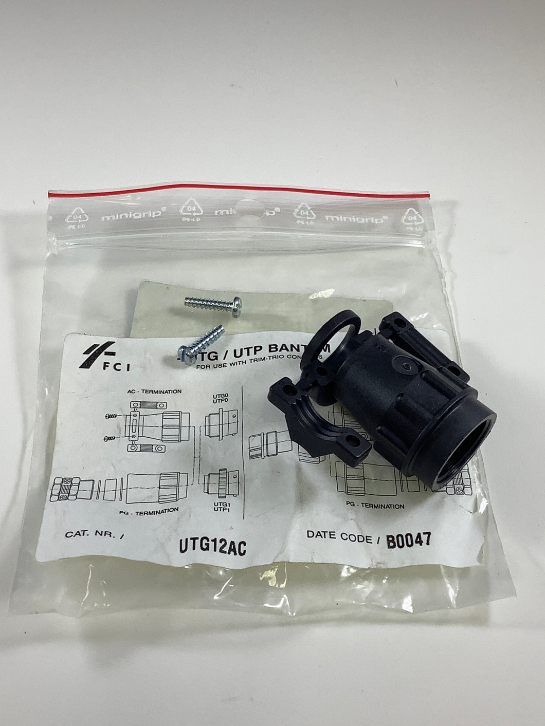 UTG12AC - EATON - Black Connector Backshell, Cable Clamp 11/16-24 UNEF 12