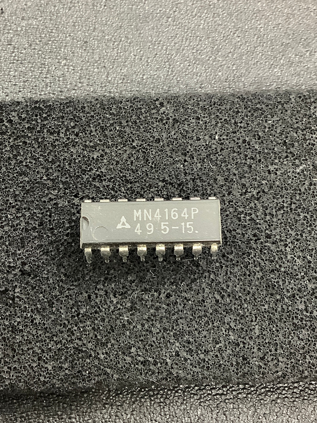 MN4164P15 - MATSUSHITA - DRAM, 64KX1