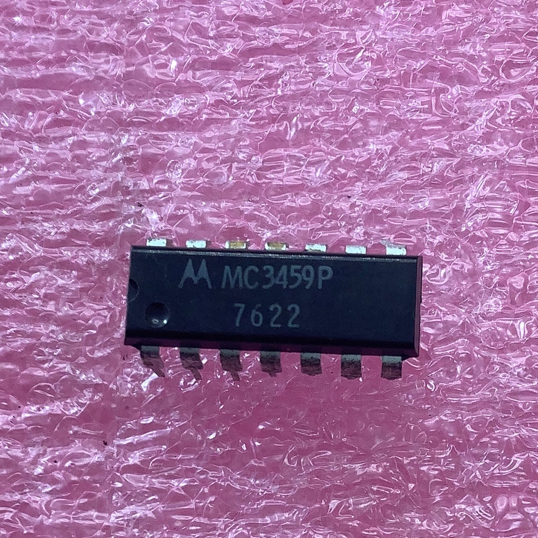 MC3459P - MOTOROLA - Address Driver 4 Element 1 Bit per Element Output 14-DIP