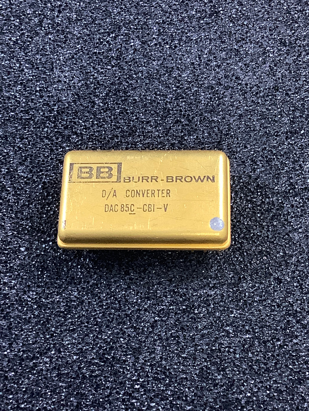 DAC85CBI-V - BURR BROWN - 12-BIT D/A CONVERTER