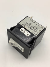 Load image into Gallery viewer, R21-4-15.0A-25827-1-V - AIRPAX - 15 A DUAL BREAKER
