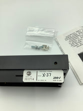 Load image into Gallery viewer, X-37 - Non-Linear-Systems - 200VDC LCD PANEL METER

