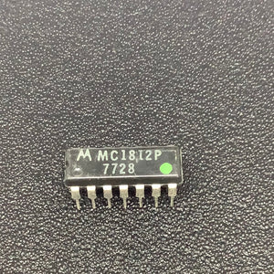 MC1812P - MOTOROLA - EXCLUSIVE OR (XOR) GATE QUAD 2-INPUT