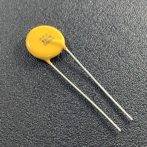 VE17M00350K - AVX - MOV, Zinc Oxide Varistors   35Vrms   45Vdc  17mm Dia.