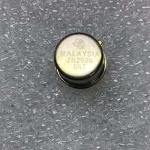 Load image into Gallery viewer, 2N2904 - TI - Silicon PNP Transistor MFG - TI
